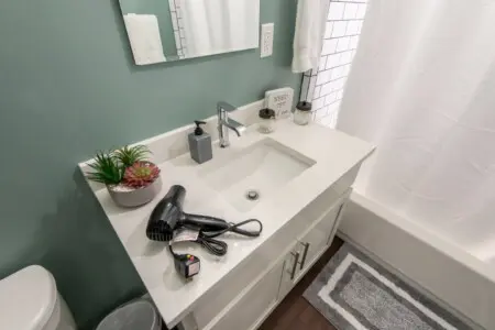 04543912 55b6 4c60 8fa2 659f8b4a860f