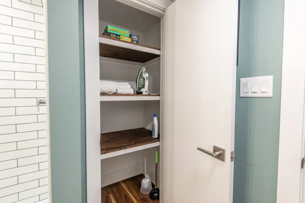 1cbe27e1 e090 44c6 b2d2 deee069689a2