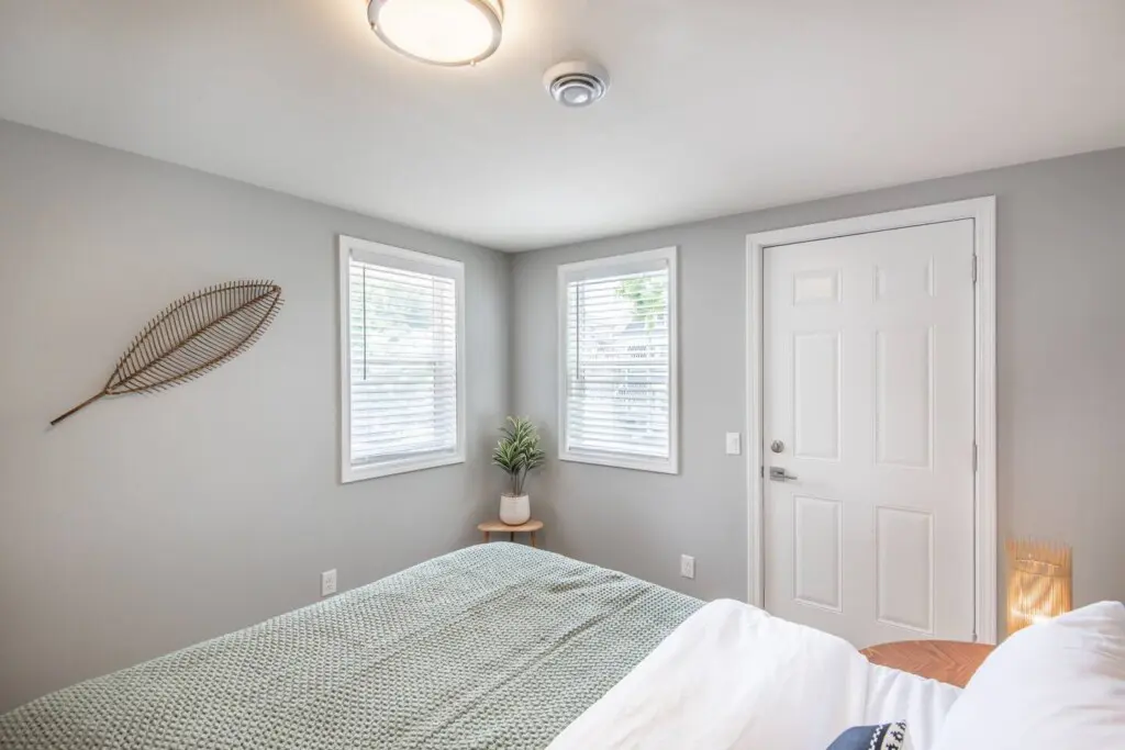 2aae8015 a3fb 4e8f a4e8 e728c3f8932b