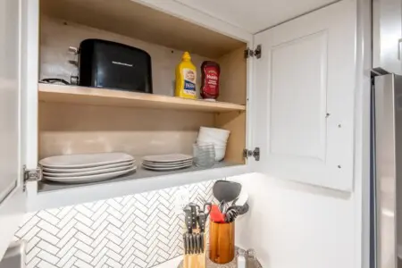 42b5688f d723 4216 86e2 835c45f9b7e7