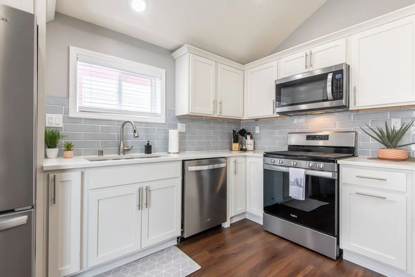 5211b3ac 62eb 453d b9ba 625ff211ace5