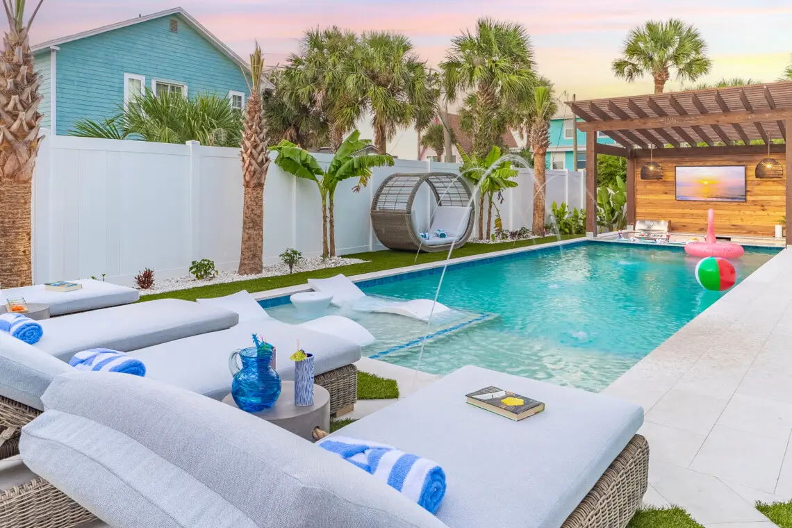 6 12th Street Twilight Photos Updated (14)