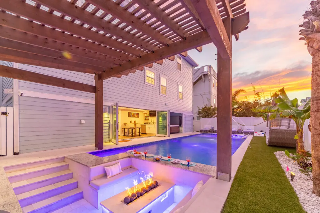 6 12th Street Twilight Photos Updated (7)