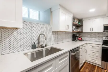 6e3c8eef 01ae 4adc b347 0b70a337a820