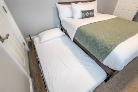 7866e117 ad40 48ee aa34 99173976c9d9