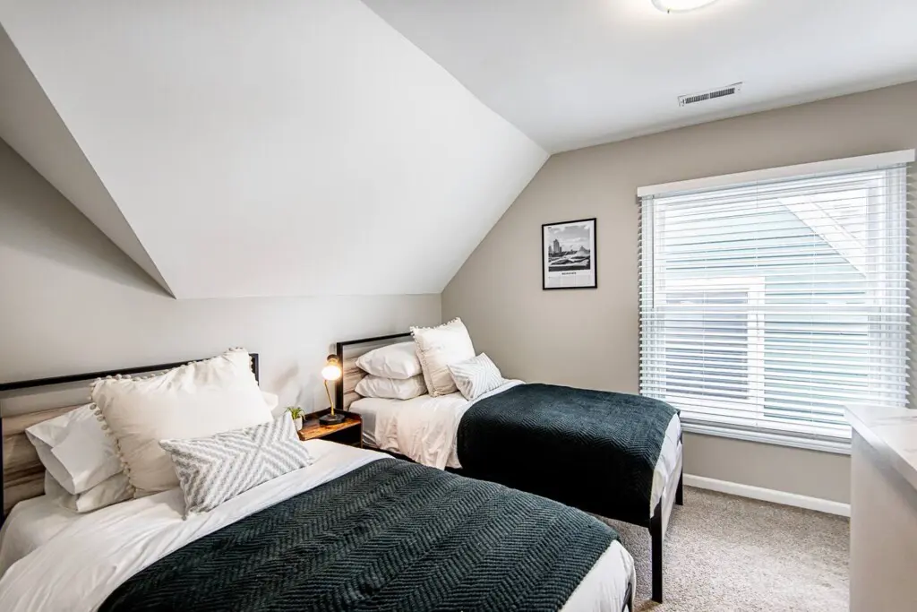 9cdffddd 2a96 4d9c ad90 2457d7b2e235