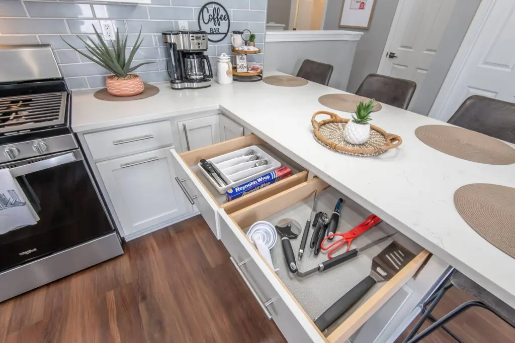 a2fb0b1a 57bc 40d2 917f 07210035f81c