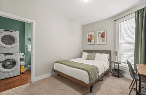 d7fbeb4e 6b04 4911 a8e0 1117eece5cab