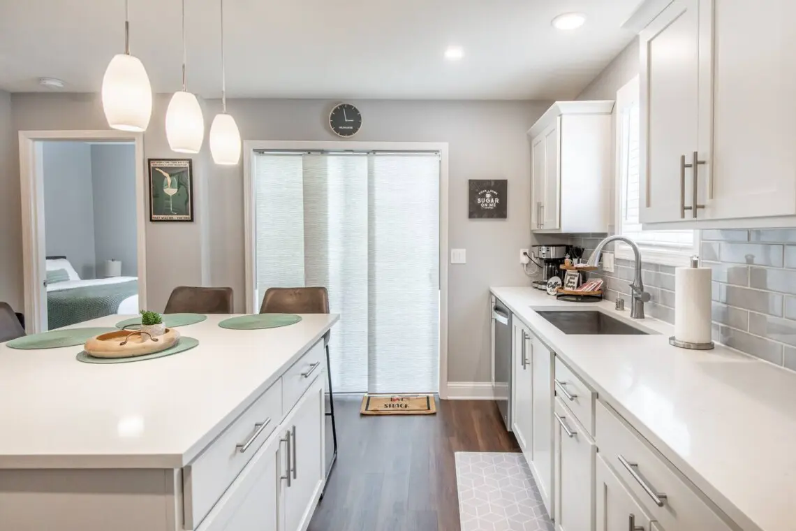 d833ea70 b56c 4270 b35a 64e81c75218c