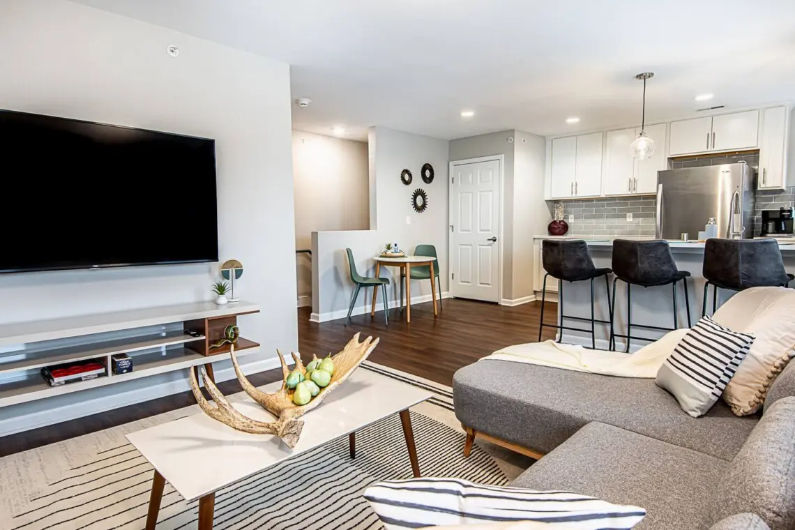 e57671f0 496c 4495 bf6b 536a4ad18ec3