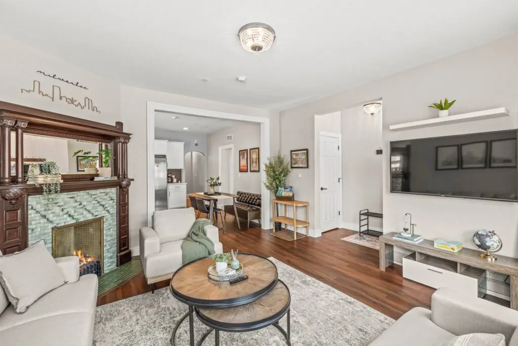 eb6744e1 cb64 4fae b8a3 32bf8964d8e9