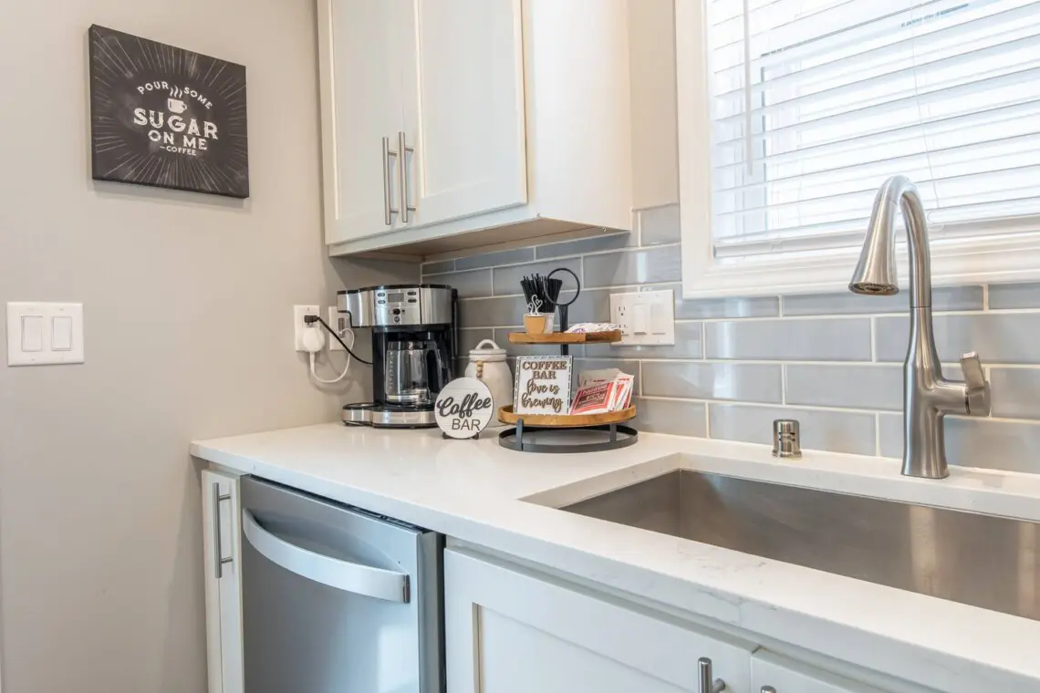 f0da1f5d b635 4f0b 8117 61cbbbe34d1d