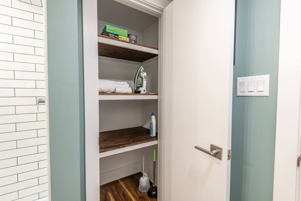 1cbe27e1 e090 44c6 b2d2 deee069689a2